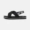 Ugg Everlee Unisex - Sandals - Black -Trade INN ebda7012f3b24b398921fd7bfd231948