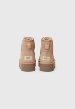 Ugg CLASSIC MINI UNISEX - Classic Ankle Boots - Rocky Oak -Trade INN f1c5099489054c6693d3a91f9092b0c7