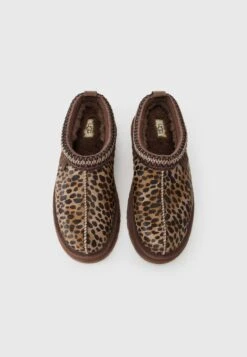 Ugg TAZZ CASPIAN - Clogs - Burnt Cedar -Trade INN f4767f677b954cb8a6b23d8c04dc5d02