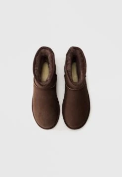 Ugg CLASSIC MINI UNISEX - Winter Boots - Dusted Cocoa -Trade INN f6318f1ff72c425588ec7729c5ad02f2