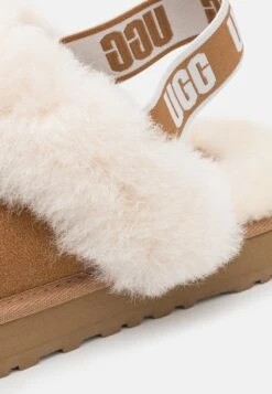 Ugg FUNKETTE UNISEX - Clogs - Chestnut -Trade INN fd7af449b6bf47e19676df6740886614