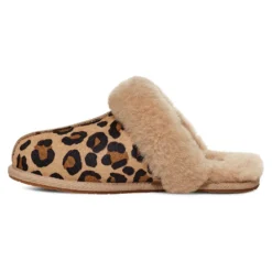 Ugg Scuffette II Spotty Slippers -Trade INN ugg scuffette ii spotty slippers 2